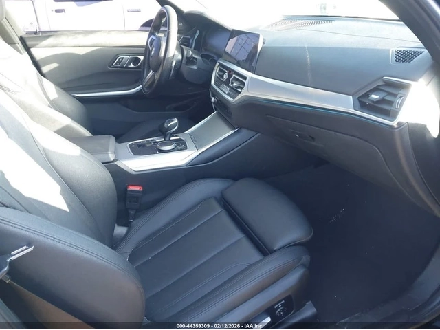 BMW 340 - автомобили, коли, обяви за нови и употребявани 4