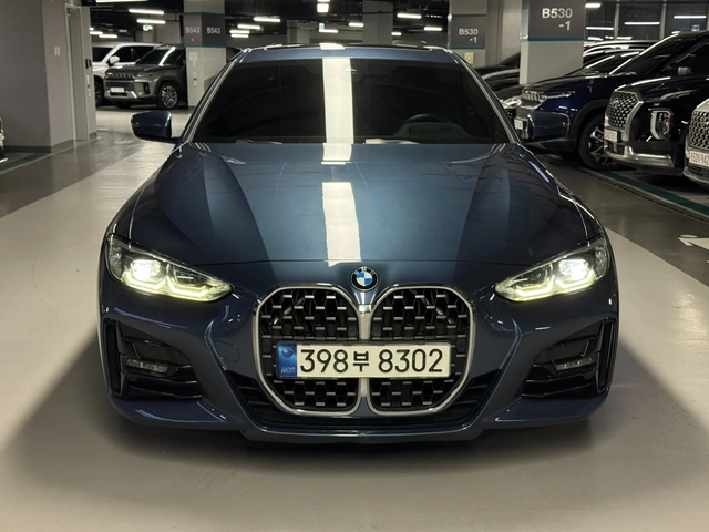 BMW 420 i M Sport Coupé - автомобили, коли, обяви за нови и употребявани 0