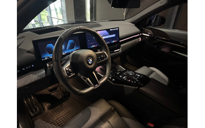 BMW 520 d xDrive M pro Pano B&W - автомобили, коли, обяви за нови и употребявани 7