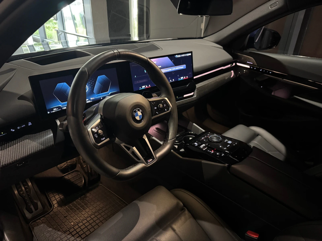 BMW 520 d xDrive M pro Pano B&W - автомобили, коли, обяви за нови и употребявани 7