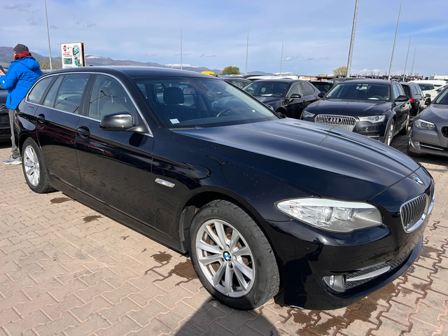 BMW 520 D AVTOMAT/NAVI EURO 5 - автомобили, коли, обяви за нови и употребявани 3