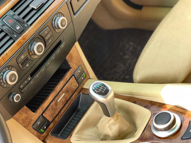 BMW 520 d Facelift - автомобили, коли, обяви за нови и употребявани 14