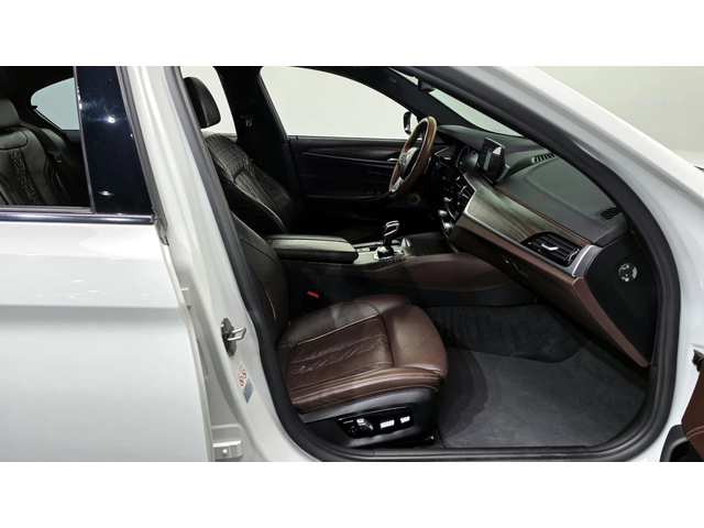 BMW 520 d M sport autogeorge.com - автомобили, коли, обяви за нови и употребявани 10