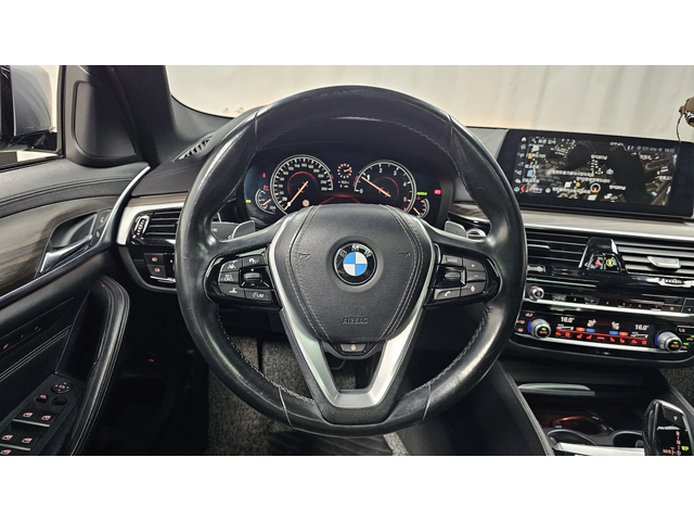 BMW 520 d M sport autogeorge.com - автомобили, коли, обяви за нови и употребявани 10