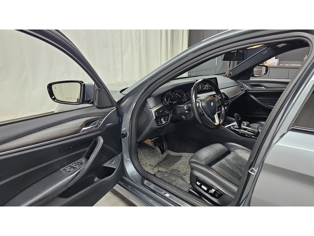 BMW 520 d M sport autogeorge.com - автомобили, коли, обяви за нови и употребявани 8