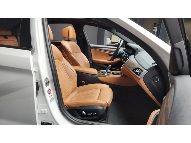 BMW 520 d M sport autogeorge.com - автомобили, коли, обяви за нови и употребявани 9