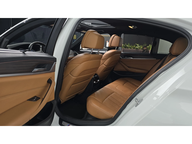 BMW 520 d M sport autogeorge.com - автомобили, коли, обяви за нови и употребявани 10