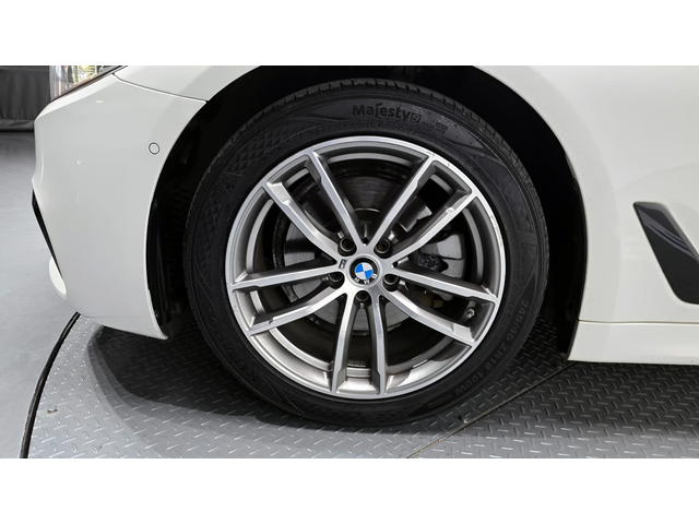 BMW 520 d M sport autogeorge.com - автомобили, коли, обяви за нови и употребявани 4