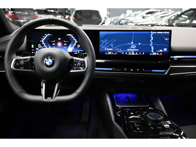 BMW 520 Xdrive* Msport Paket* FULL LED LIGHTS* 360* - автомобили, коли, обяви за нови и употребявани 9