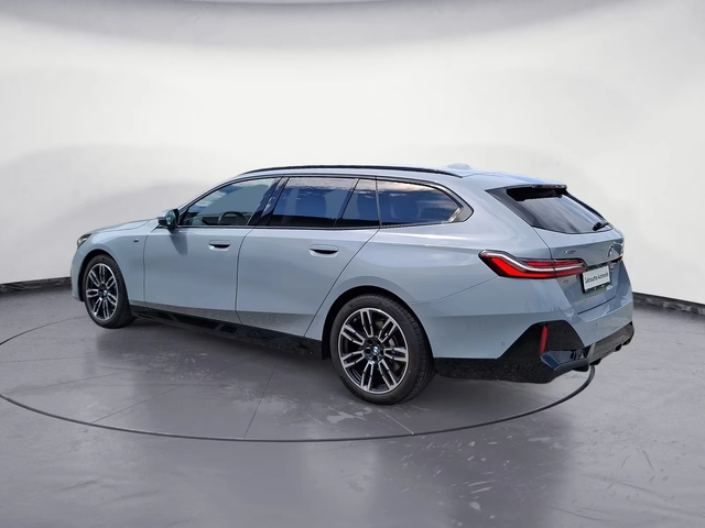 BMW 520 d xDrive M-Sportpaket - автомобили, коли, обяви за нови и употребявани 2