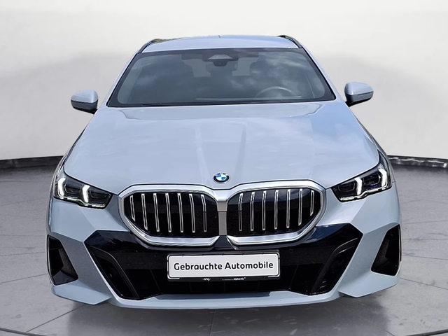 BMW 520 d xDrive M-Sportpaket - автомобили, коли, обяви за нови и употребявани 5