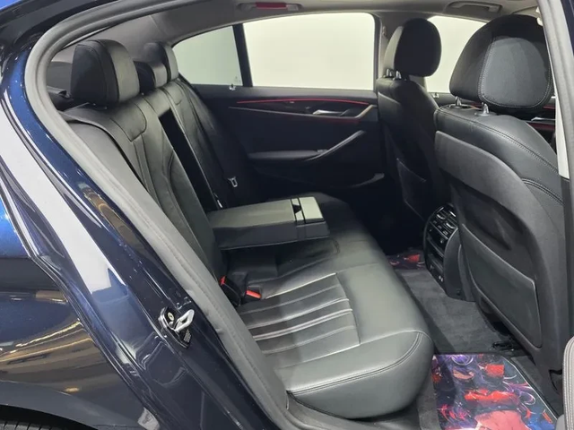 BMW 520 Luxury - автомобили, коли, обяви за нови и употребявани 11