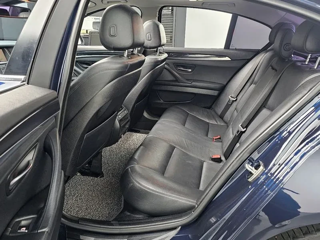 BMW 520 xDrive - автомобили, коли, обяви за нови и употребявани 12