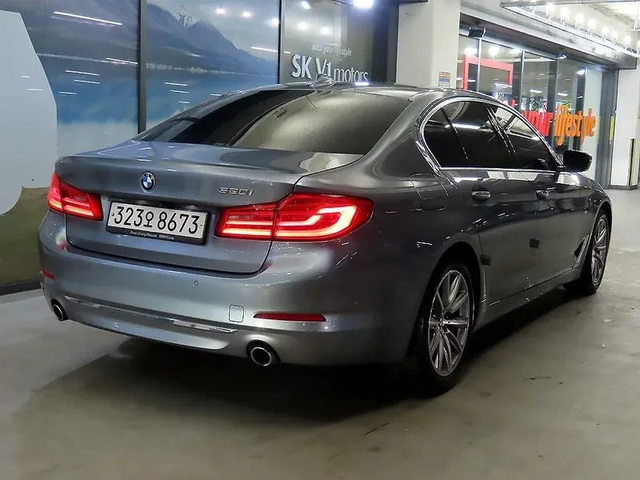 BMW 520 I Luxury - автомобили, коли, обяви за нови и употребявани 3