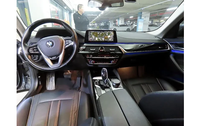 BMW 520 I Luxury - автомобили, коли, обяви за нови и употребявани 9