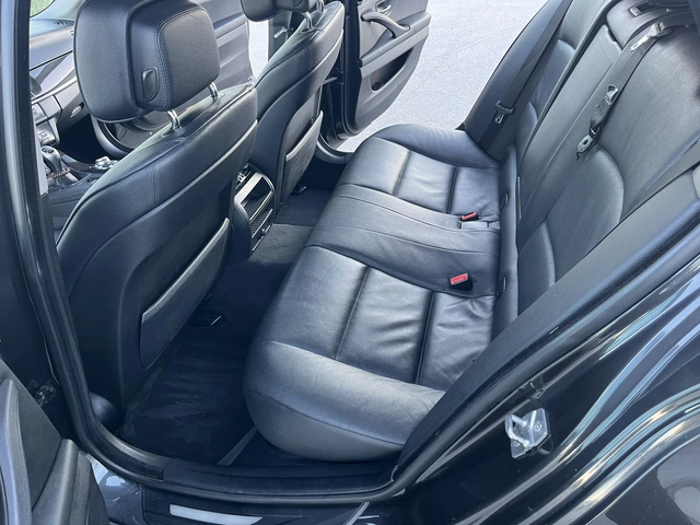 BMW 520 2.0TDI 184кс FULL РЪЧКА РЕГИСТРИРАНО ОБСЛУЖЕНО - автомобили, коли, обяви за нови и употребявани 7