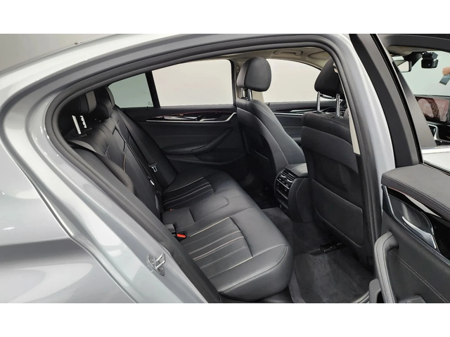 BMW 520 5 Series (G30) 520I Luxury - автомобили, коли, обяви за нови и употребявани 11