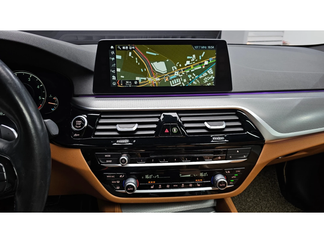 BMW 520 * M Sport* Digital Key* Keyless* Navi - автомобили, коли, обяви за нови и употребявани 12