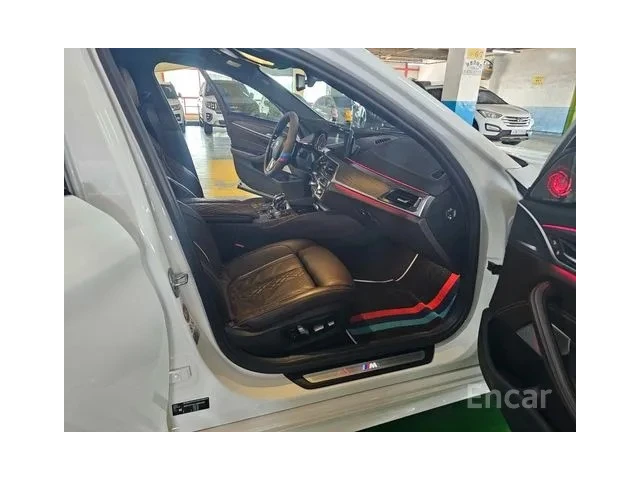 BMW 520 * ДИСТРОНИК * 360 * ОБДУХВАНЕ * B&W* DIGITAL - автомобили, коли, обяви за нови и употребявани 16