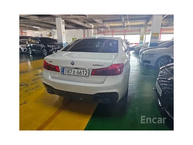 BMW 520 * ДИСТРОНИК * 360 * ОБДУХВАНЕ * B&W* DIGITAL - автомобили, коли, обяви за нови и употребявани 2