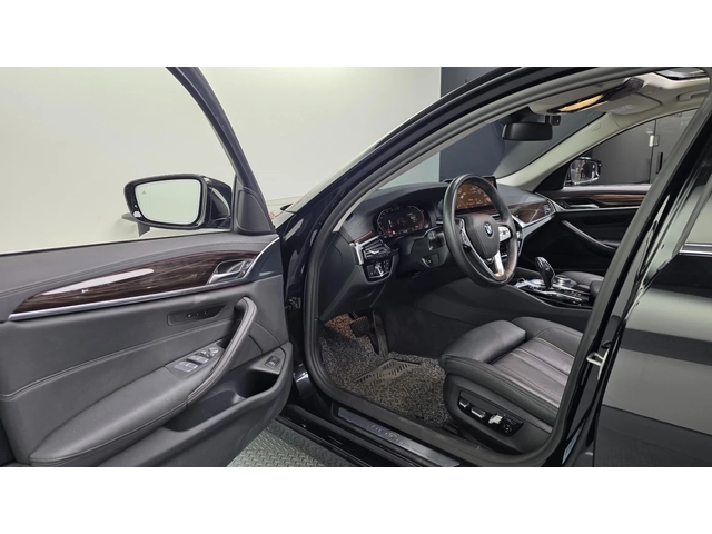 BMW 520 520i Luxury | HUD | 360  | MEMORY - автомобили, коли, обяви за нови и употребявани 13