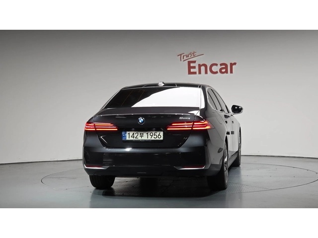 BMW 520 G60 - автомобили, коли, обяви за нови и употребявани 3