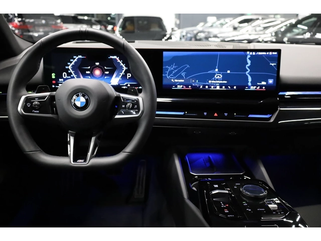 BMW 520 Xdrive* Msport Paket* FULL LED LIGHTS* 360* - автомобили, коли, обяви за нови и употребявани 9