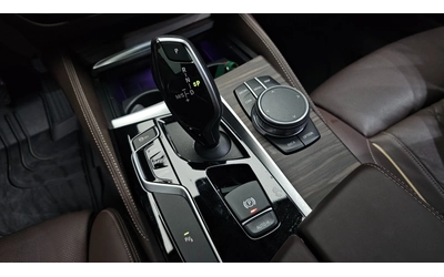 BMW 520 520d xDrive Luxury Plus - автомобили, коли, обяви за нови и употребявани 7