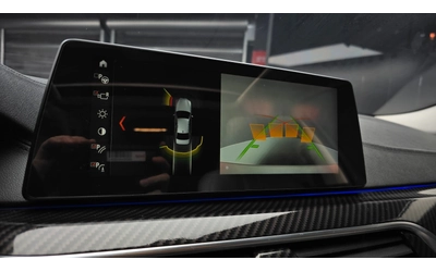 BMW 520 520i Luxury | HUD | Адаптивен круиз | Камера - автомобили, коли, обяви за нови и употребявани 13