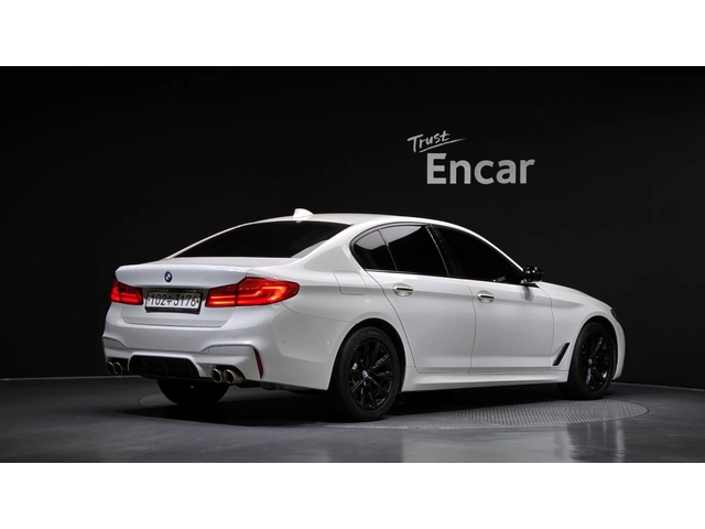 BMW 520 520i Luxury | HUD | Адаптивен круиз | Камера - автомобили, коли, обяви за нови и употребявани 1