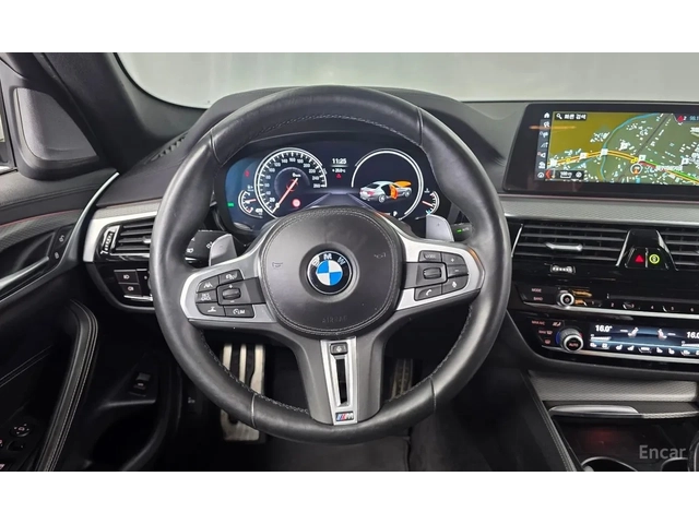 BMW 520 520d xDrive M Sport Plus - автомобили, коли, обяви за нови и употребявани 11