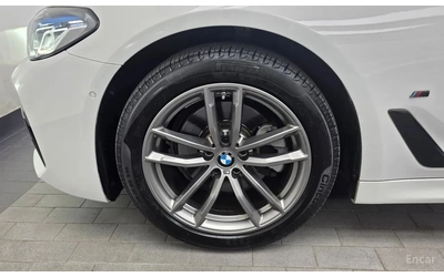 BMW 520 520d xDrive M Sport Plus - автомобили, коли, обяви за нови и употребявани 16