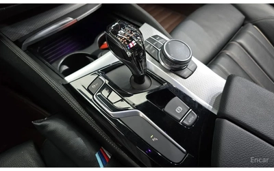 BMW 520 520d M Sport | HUD | Адаптивен круиз | M пакет - автомобили, коли, обяви за нови и употребявани 7