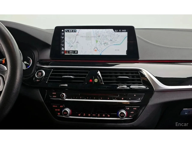 BMW 520 520d Luxury Special Edition - автомобили, коли, обяви за нови и употребявани 12