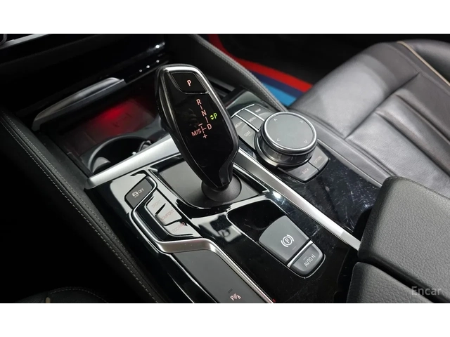 BMW 520 520d Luxury Special Edition - автомобили, коли, обяви за нови и употребявани 7