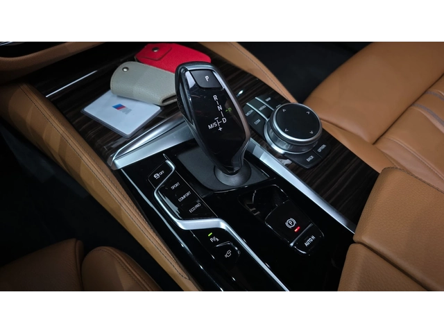 BMW 520 520i M Sport | 360  Камера | HUD | Adaptive Cruise - автомобили, коли, обяви за нови и употребявани 7