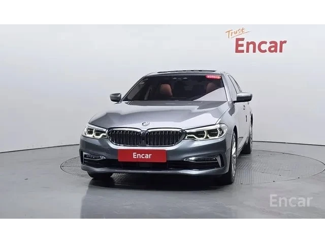 BMW 520 520d Luxury Special Edition | HUD | Adaptive Cruis - автомобили, коли, обяви за нови и употребявани 2