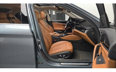 BMW 520 520d Luxury Special Edition | HUD | Adaptive Cruis - автомобили, коли, обяви за нови и употребявани 9