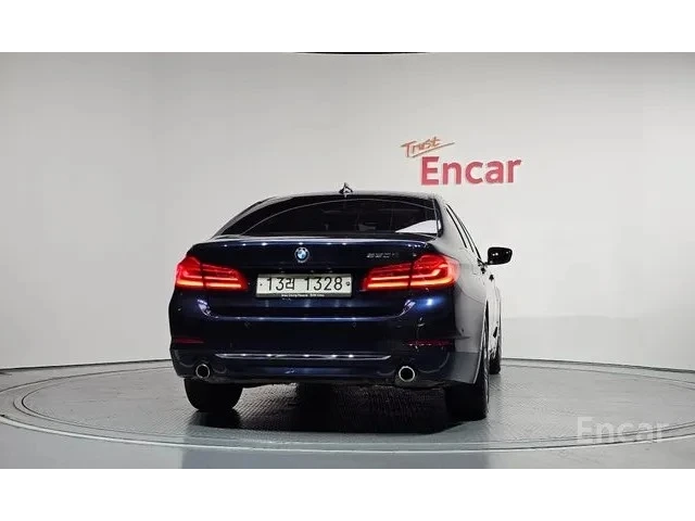 BMW 520 520i Luxury | HUD | Adaptive Cruise | Memory - автомобили, коли, обяви за нови и употребявани 3