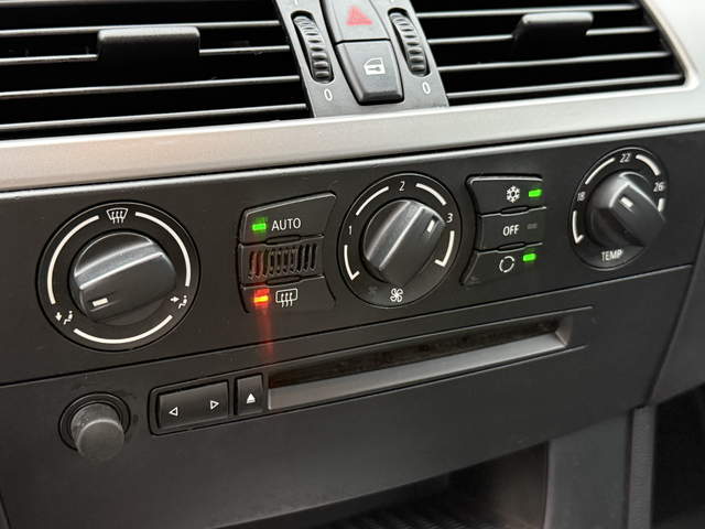 BMW 520 i* Автоматик* 2006г.* Топ Състояние* 201.000КМ - автомобили, коли, обяви за нови и употребявани 15