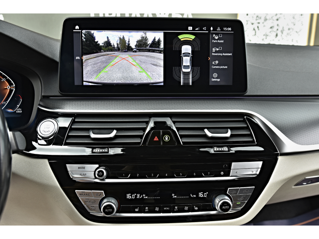 BMW 520 M SPORT/Xdrive/Face/Digital/ЛИЗИНГ - автомобили, коли, обяви за нови и употребявани 12