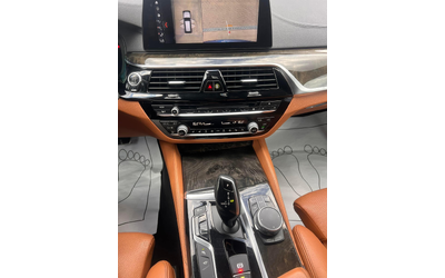 BMW 520 M X drive - автомобили, коли, обяви за нови и употребявани 12