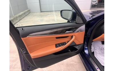 BMW 520 M X drive - автомобили, коли, обяви за нови и употребявани 7