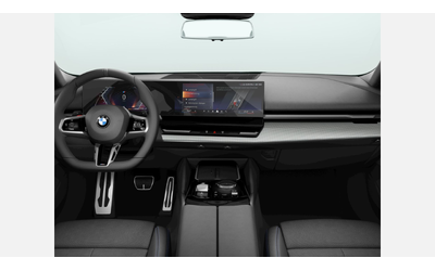 BMW 520d xDrive - автомобили, коли, обяви за нови и употребявани 9