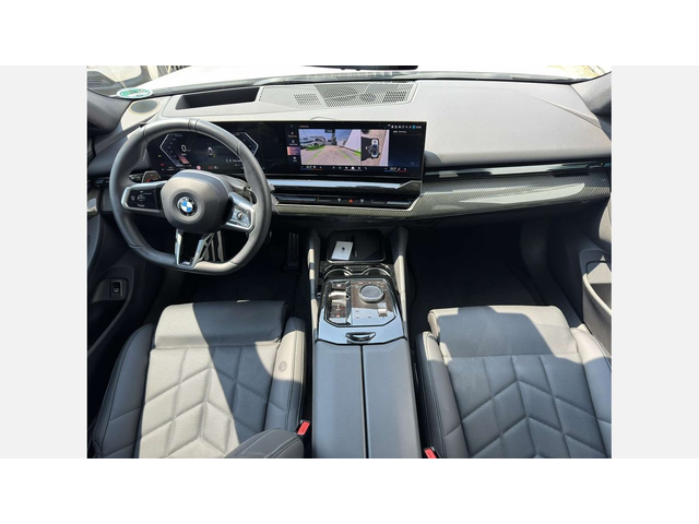 BMW 520d xDrive - автомобили, коли, обяви за нови и употребявани 6