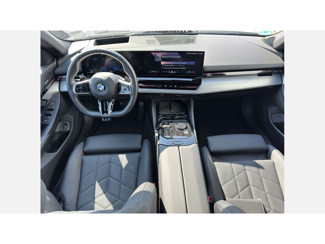 BMW 520d xDrive - автомобили, коли, обяви за нови и употребявани 6