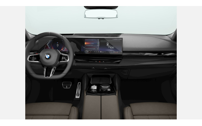 BMW 520d xDrive - автомобили, коли, обяви за нови и употребявани 9