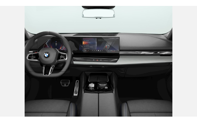 BMW 520i Sedan - автомобили, коли, обяви за нови и употребявани 8