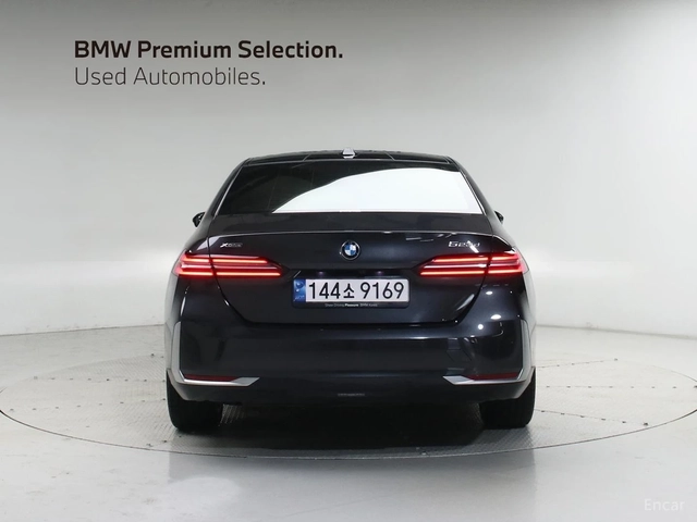 BMW 523 ОБДУХВАНЕ* ПОДГРЕВ* 360 КАМЕРА* HEADUP - автомобили, коли, обяви за нови и употребявани 2