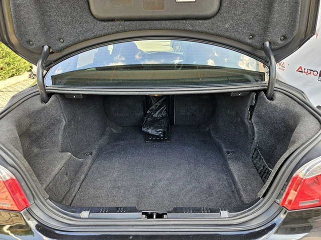 BMW 525 3.0i-218kc= FACELIFT= АВТОМАТ= INDIVIDUAL= XDRIVE - автомобили, коли, обяви за нови и употребявани 9